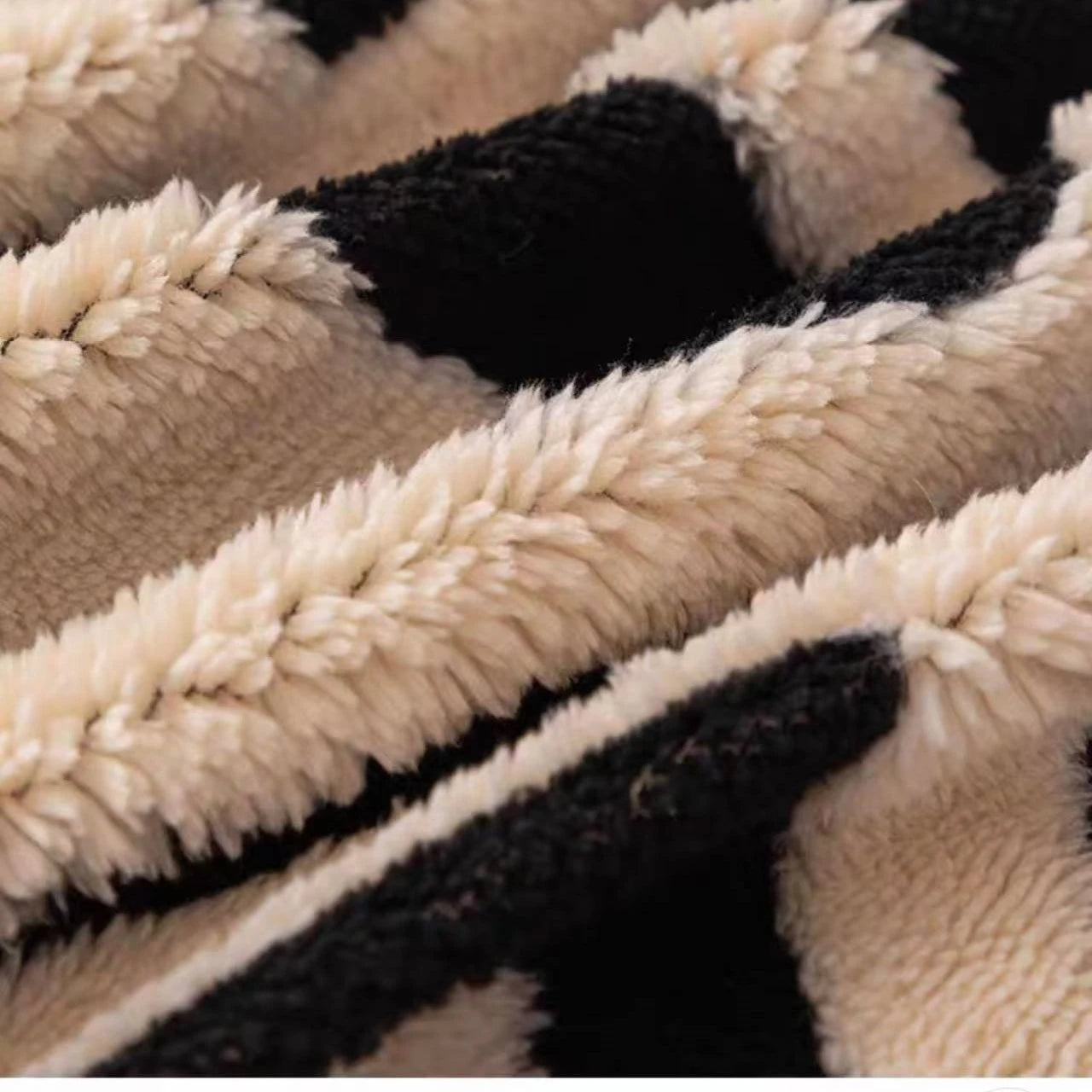 Capa de Sofá Boho Luxo – Toque Macio, Antiderrapante e Ideal para Pets